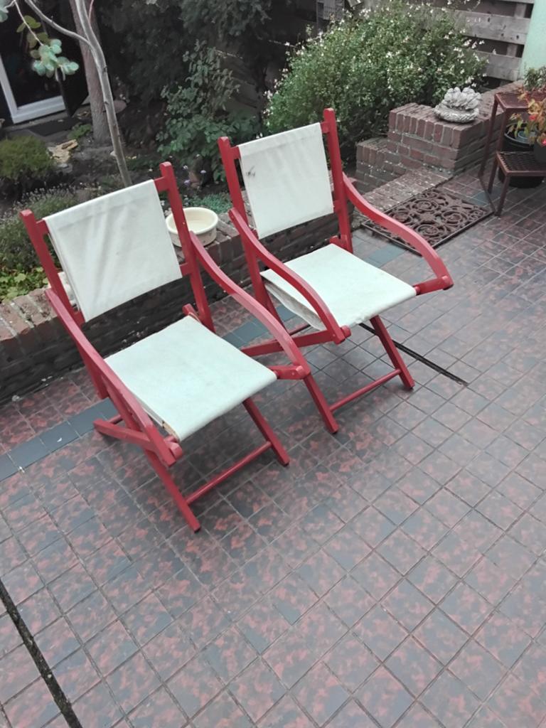2x Vintage inklapbare tuinstoelen rood/wit, Tuin en Terras, Tuinstoelen, Gebruikt, Hout, Inklapbaar, Ophalen of Verzenden