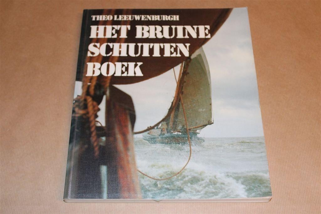 Het Bruine Schuiten Boek — Schippers op Oude Zeilschepen, Gebruikt, Verzenden, N.v.t., N.v.t.