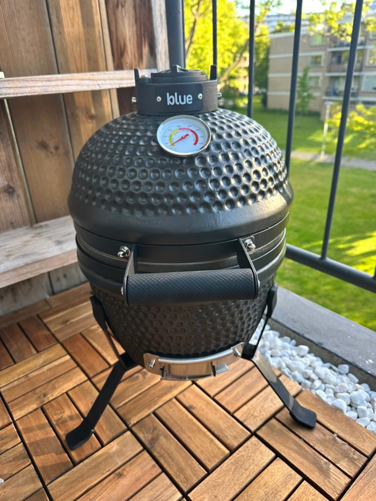 Kamado barbeque blue, Tuin en Terras, Houtskoolbarbecues, Ophalen of Verzenden, Nieuw, Met accessoires