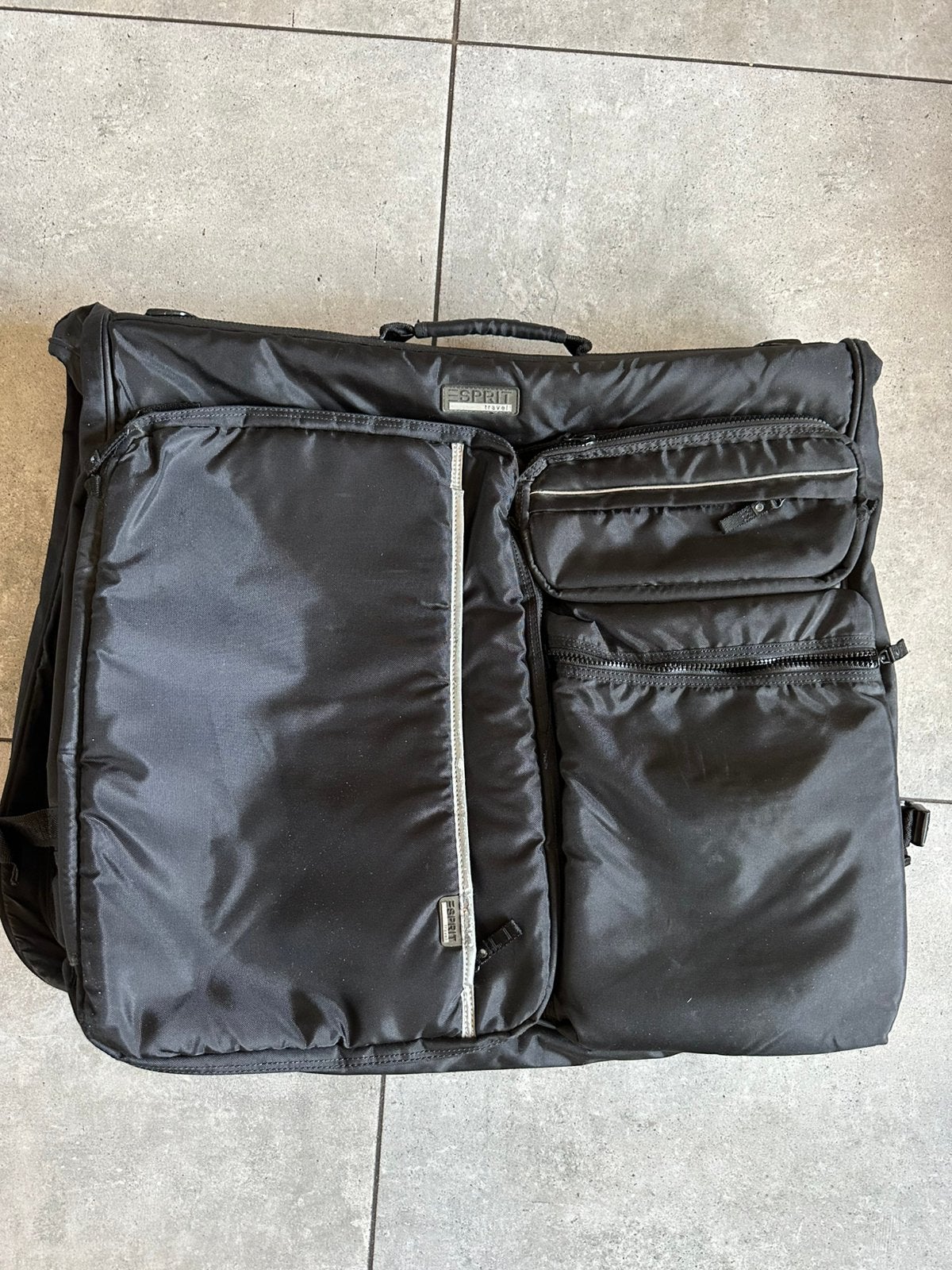 Reistas Esprit / kledinghoes / reishoes, Sieraden, Tassen en Uiterlijk, Tassen | Reistassen en Weekendtassen, 30 cm of meer, Zwart