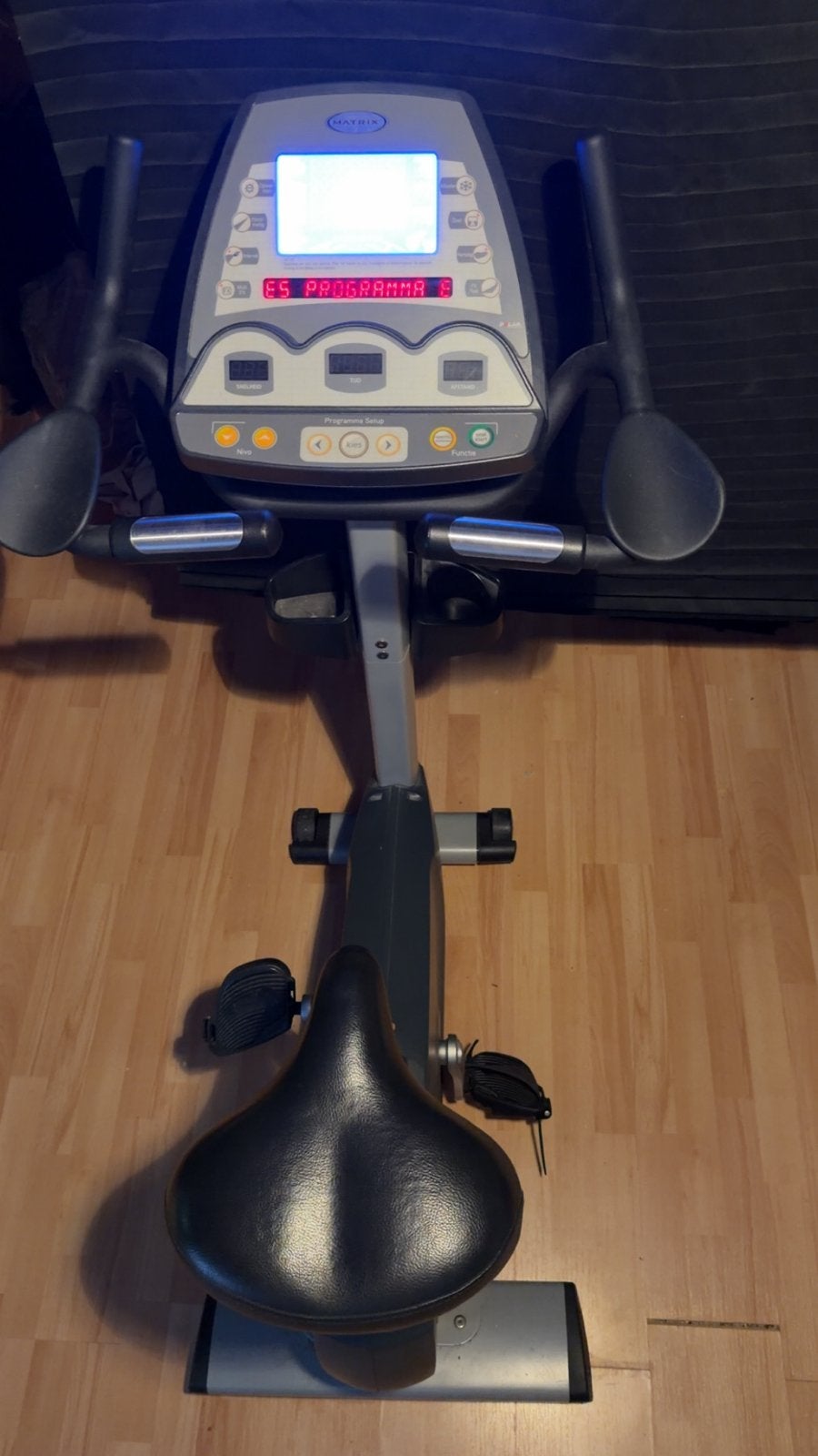 Matrix U1x Upright Bike - Hometrainer, Ophalen, Gebruikt, Metaal, Benen