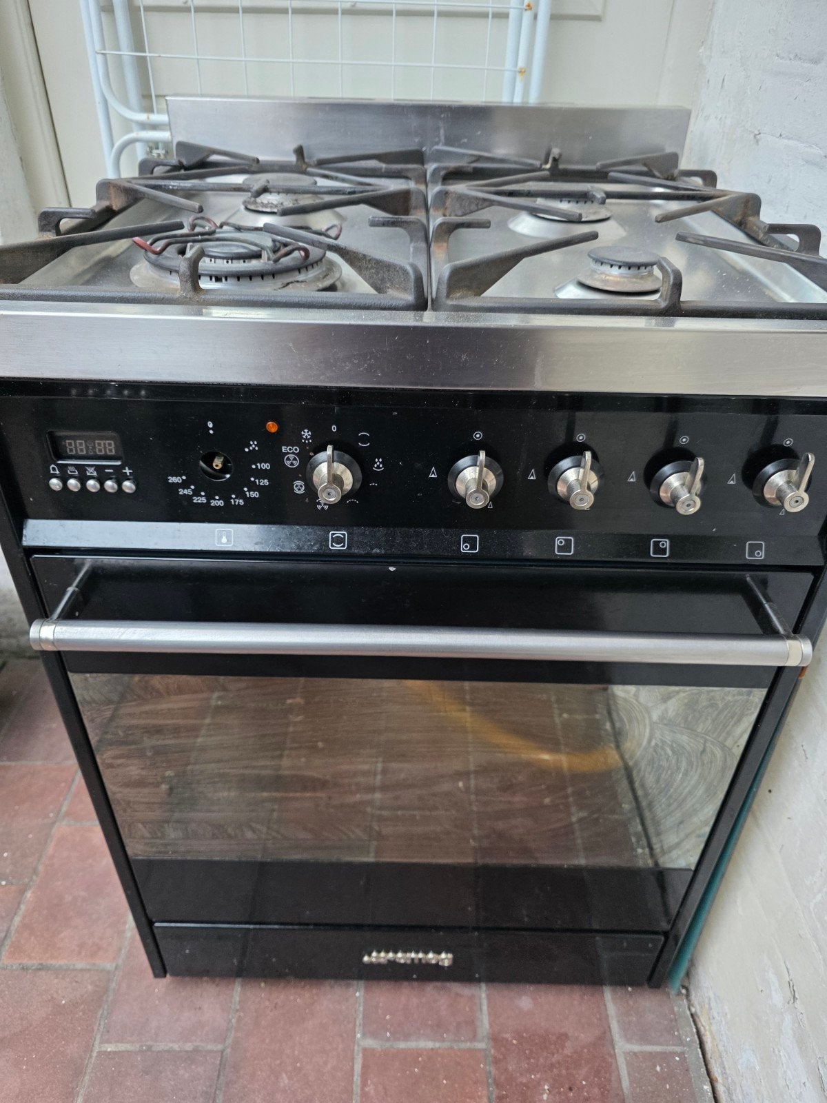 Smeg Vrijstaand gasfornuis met oven - 4 kookzones, Ophalen, Gebruikt, 60 cm of meer, 4 kookzones