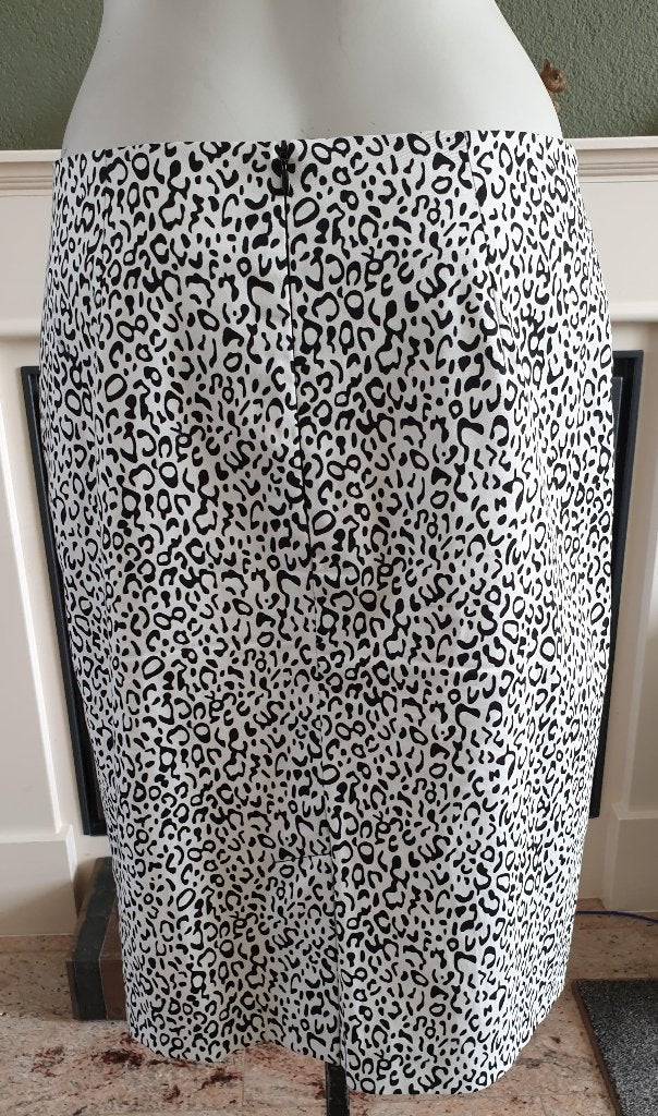 Mongul zwart witte luipaard rok M 40 38 rokje, Kleding | Dames, Maat 38/40 (M), Mongul, Verzenden, Wit