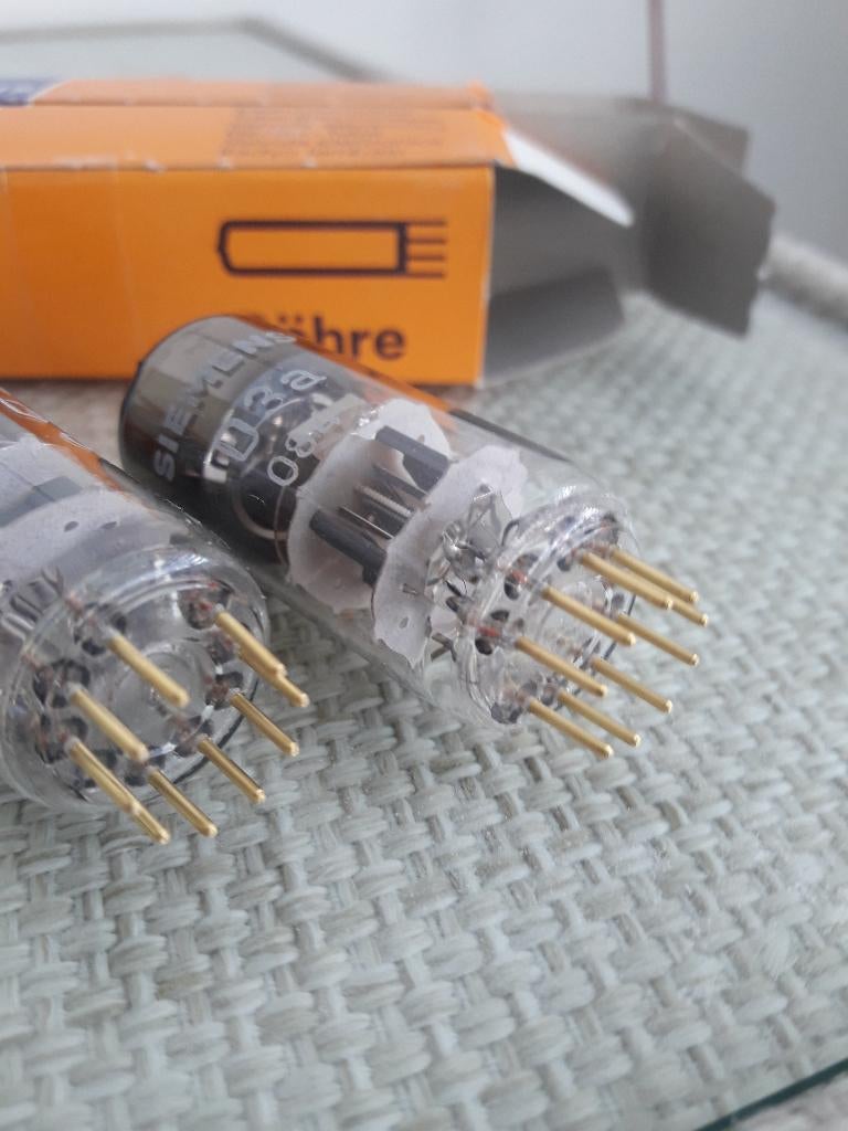Siemens D3a matched pair nos, Ophalen of Verzenden, Buis of Buizen