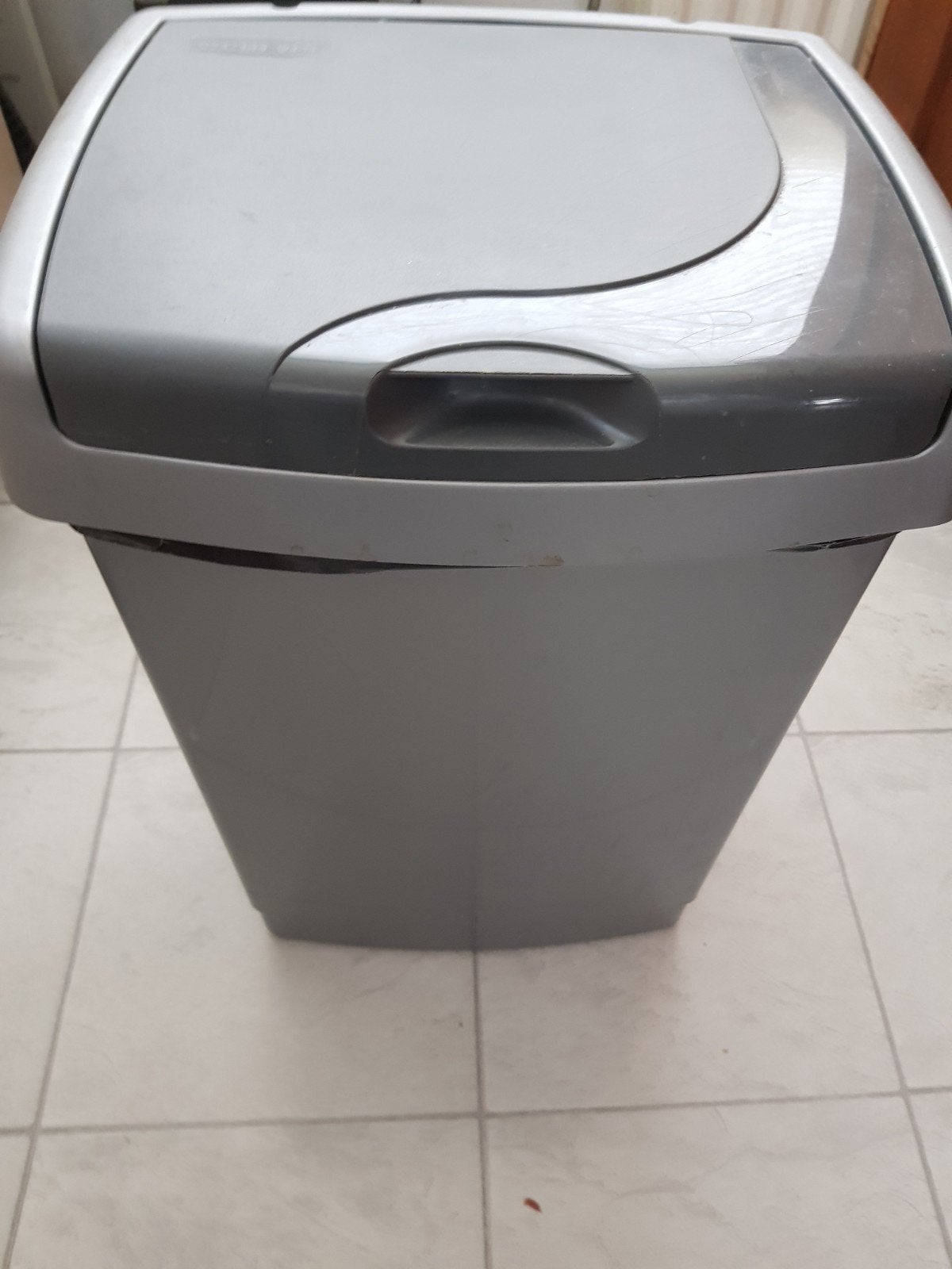 afvalbak merk curver, 40 liter of meer, Ophalen, Kunststof