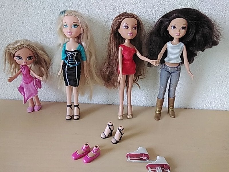 Bratz poppen 2., Ophalen of Verzenden, Zo goed als nieuw, Babypop