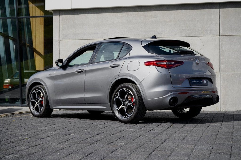 Alfa Romeo Stelvio 2.0 T AWD Veloce Q4, Automaat, 4 cilinders, Vierwielaandrijving, SUV of Terreinwagen