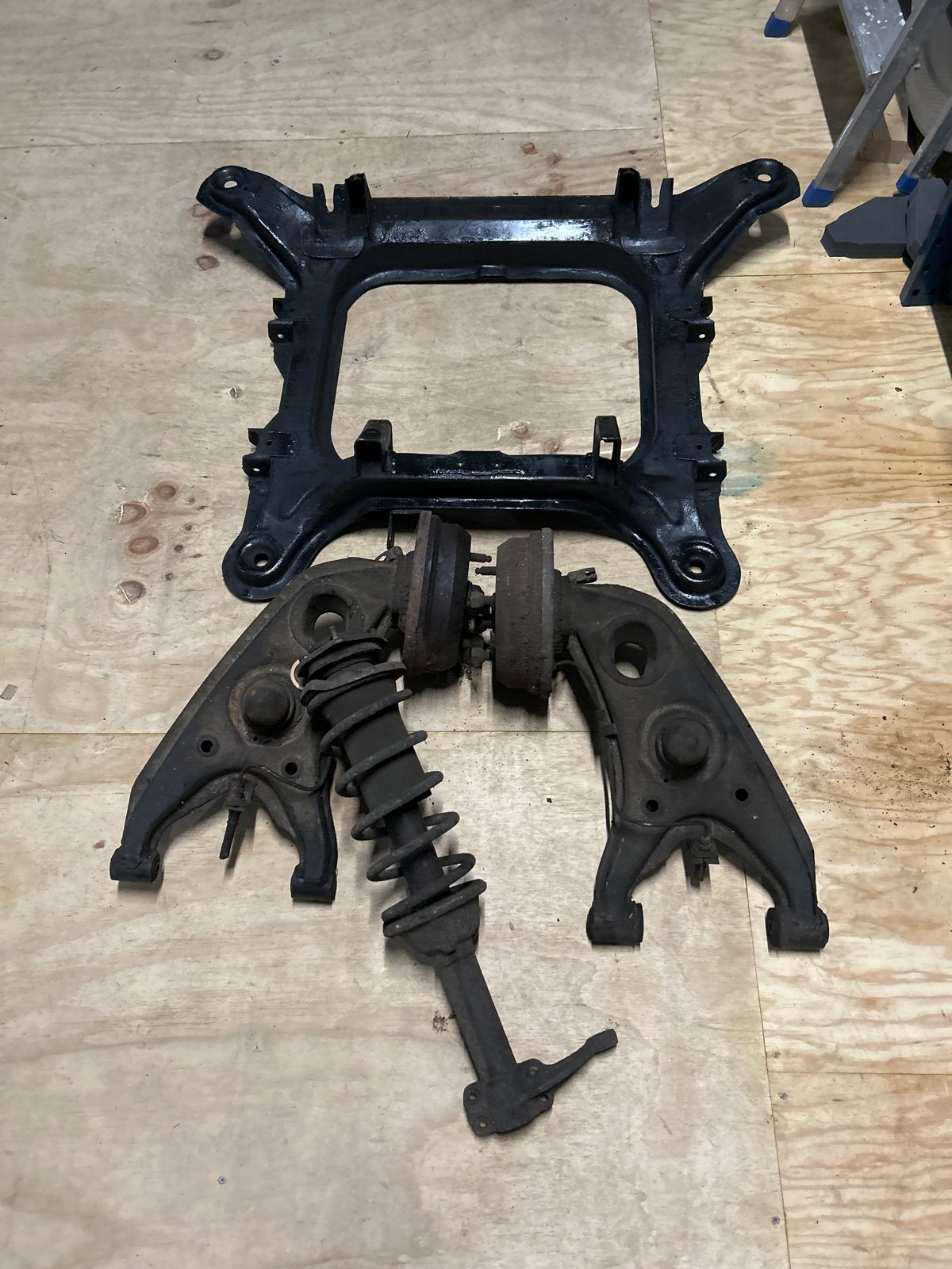Gebruikte auto-onderdelen: subframe, draagarmen, schokdemper, Ophalen, Gebruikt, Nissan