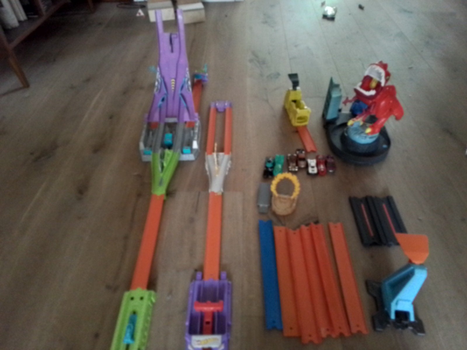 Hot wheels 3 sets en meer, Kinderen en Baby's, Speelgoed | Racebanen, Gebruikt, Zelf te bouwen, Overige aandrijving, Ophalen