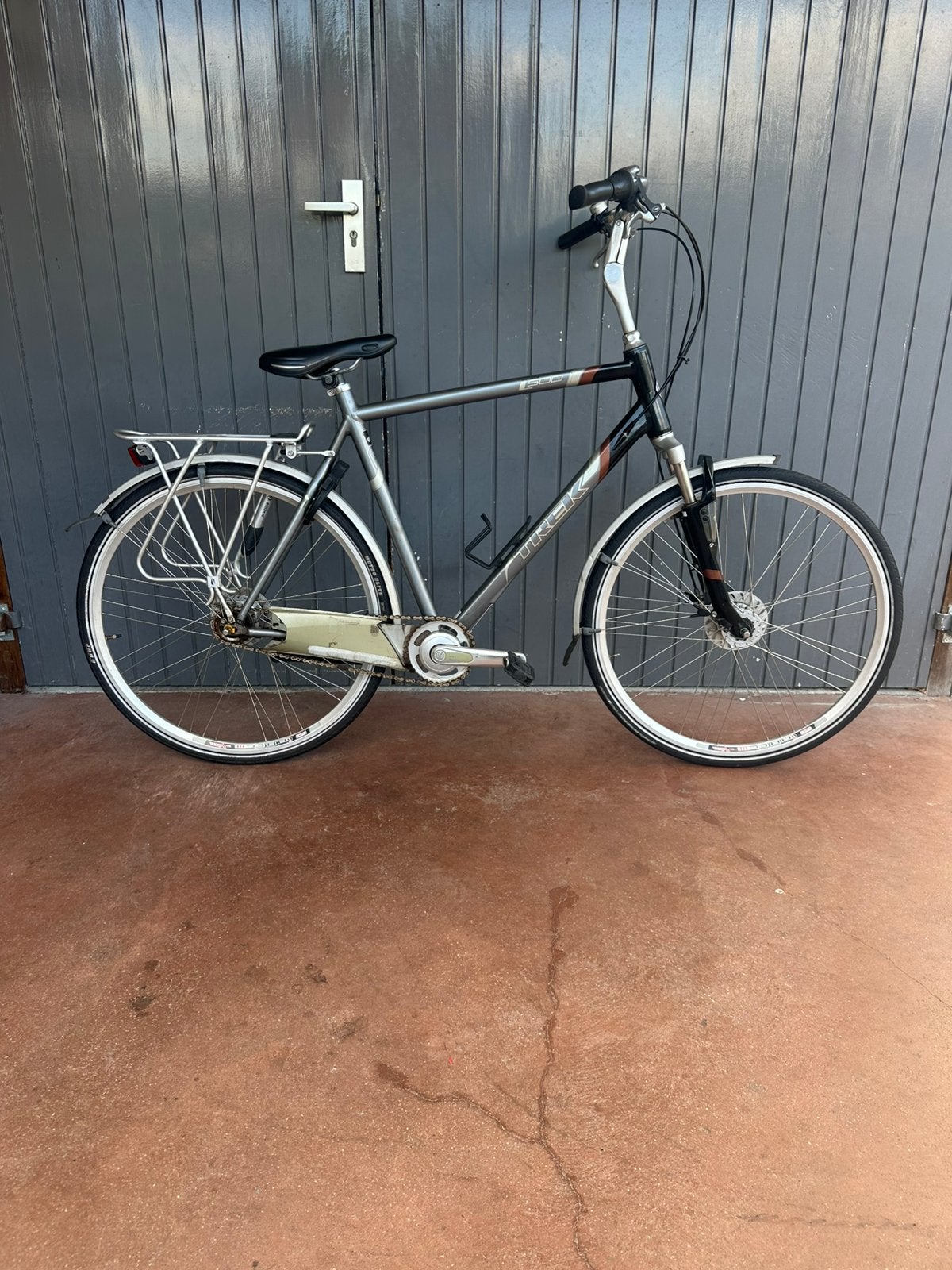 Trek navigator l 500 herenfiets 28 inch, Ophalen, Versnellingen, Batavus, Zo goed als nieuw