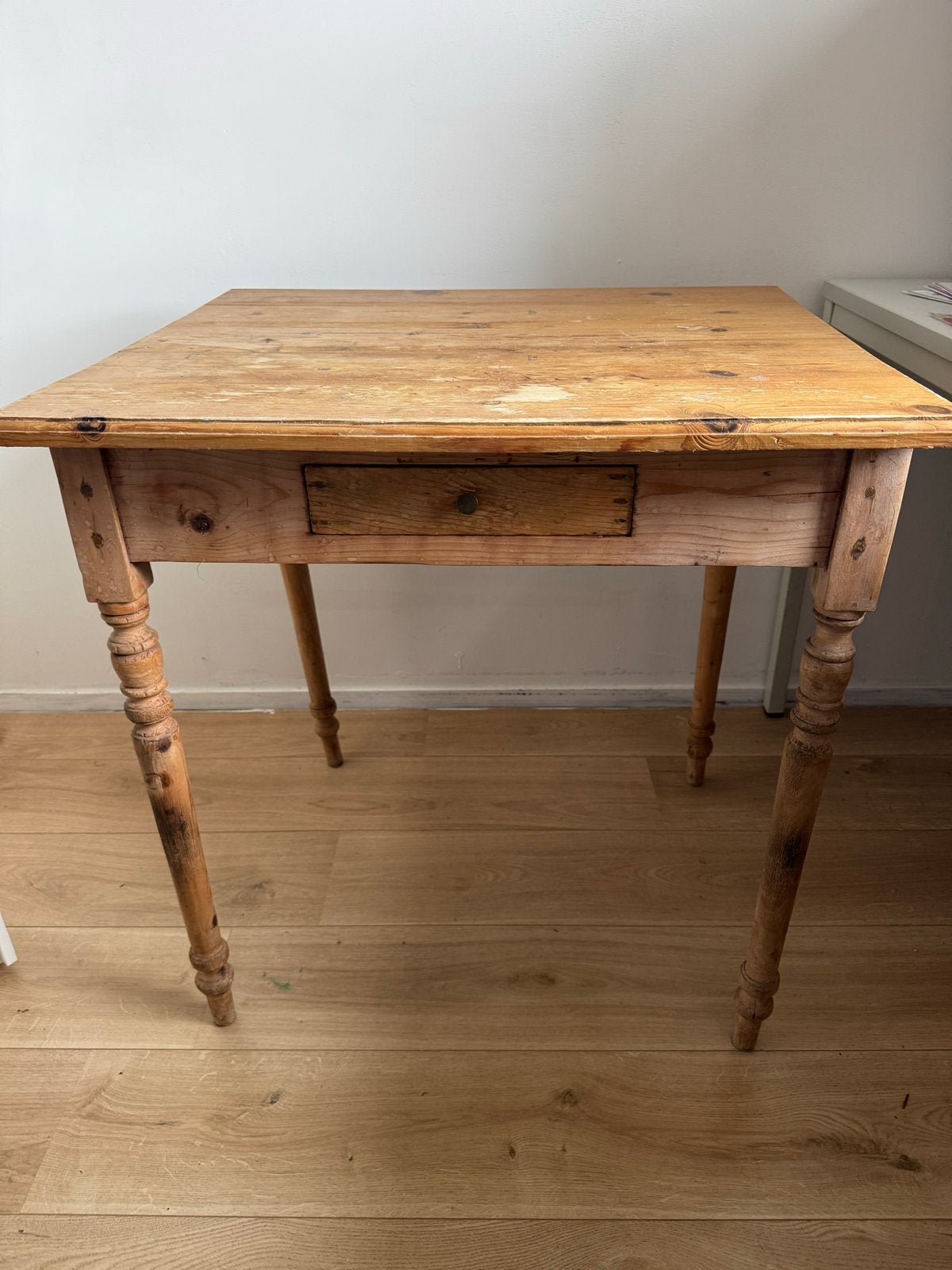Vintage houten tafel met lade, Antiek en Kunst, Ophalen