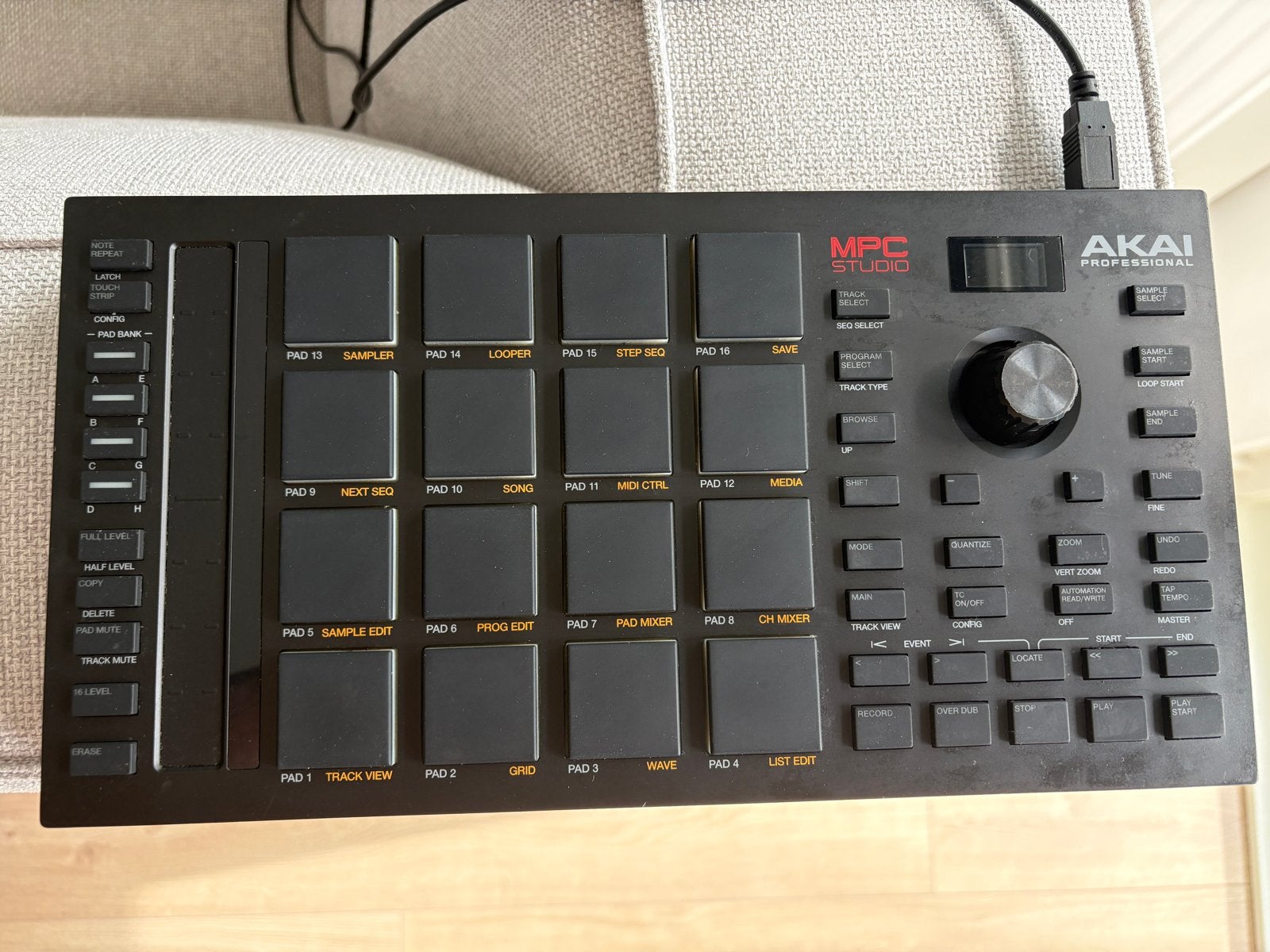 MPC Studio MK2 Akai, Ophalen of Verzenden, Gebruikt