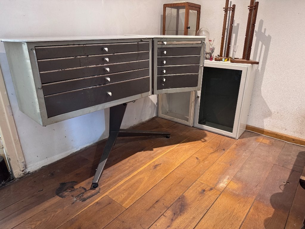 Vintage tandartsmeubel van Giovanni-Battista Farina, Ophalen
