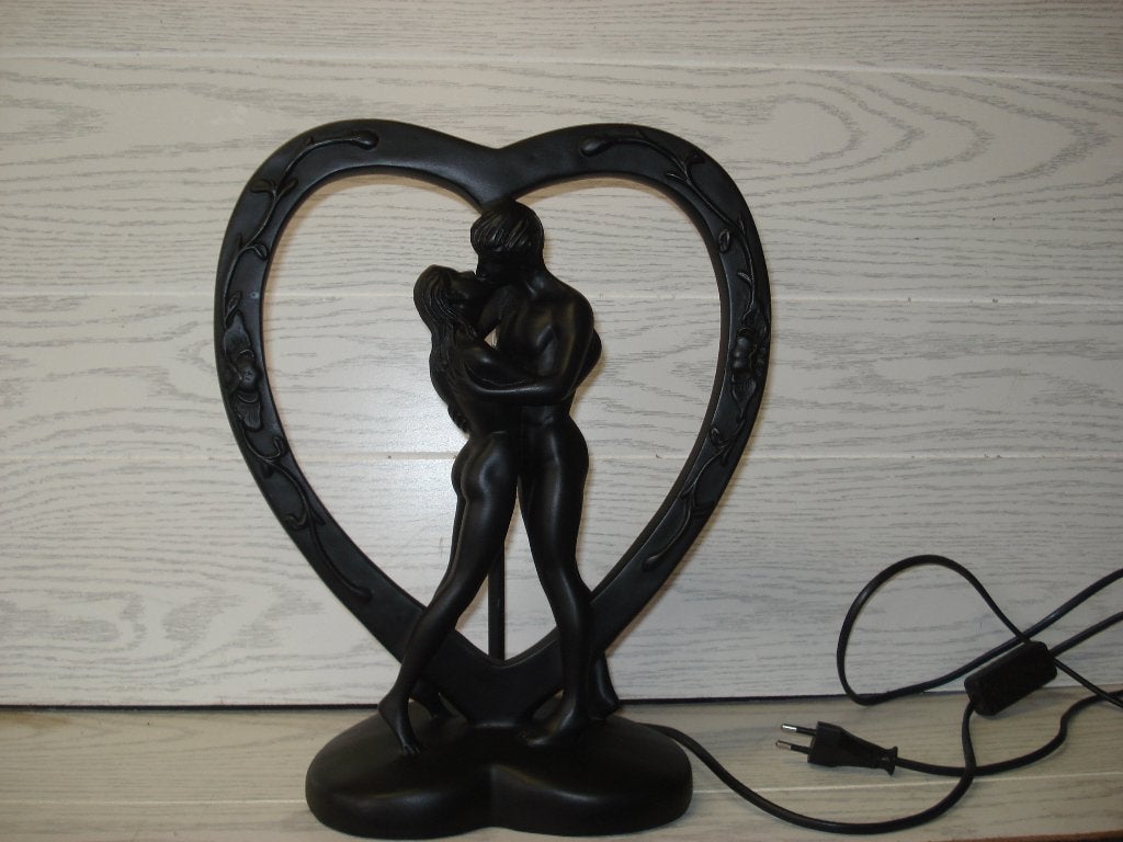erotisch beeld Koppel  Lamp  24 cm Hoog, Antiek en Kunst, Kunst | Beelden en Houtsnijwerken, Ophalen of Verzenden, Beeld, Modern