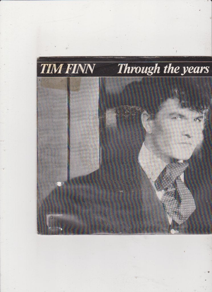7" Single Tim Finn - Through the years, Ophalen of Verzenden, Gebruikt, 7 inch, Pop