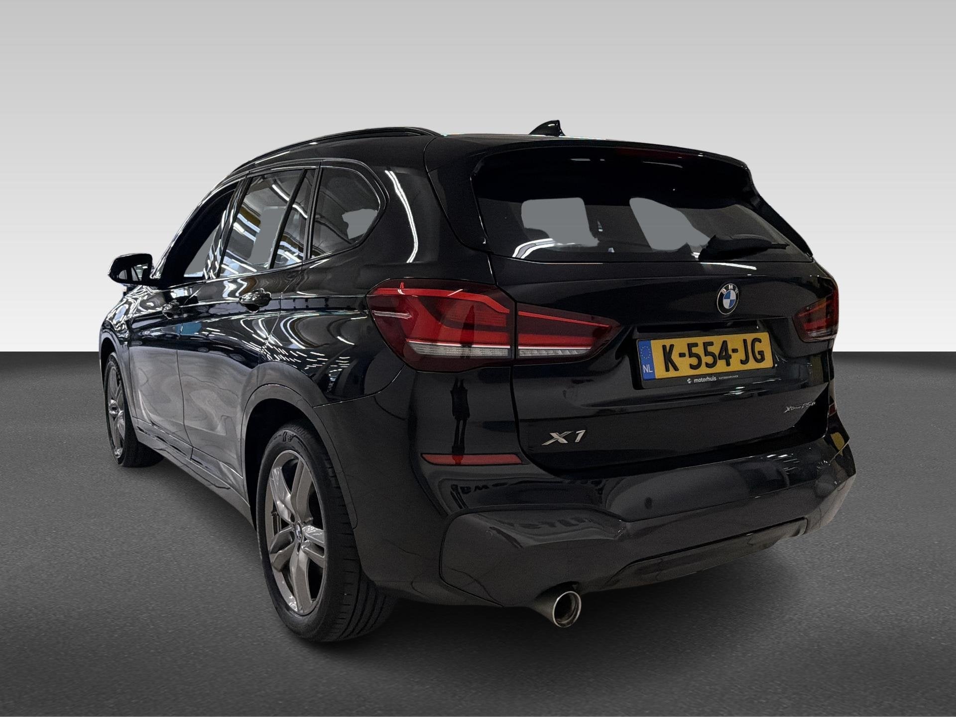 BMW X1 xDrive25e eDrive Edition, Gebruikt, 180 min, Zwart, Bedrijf