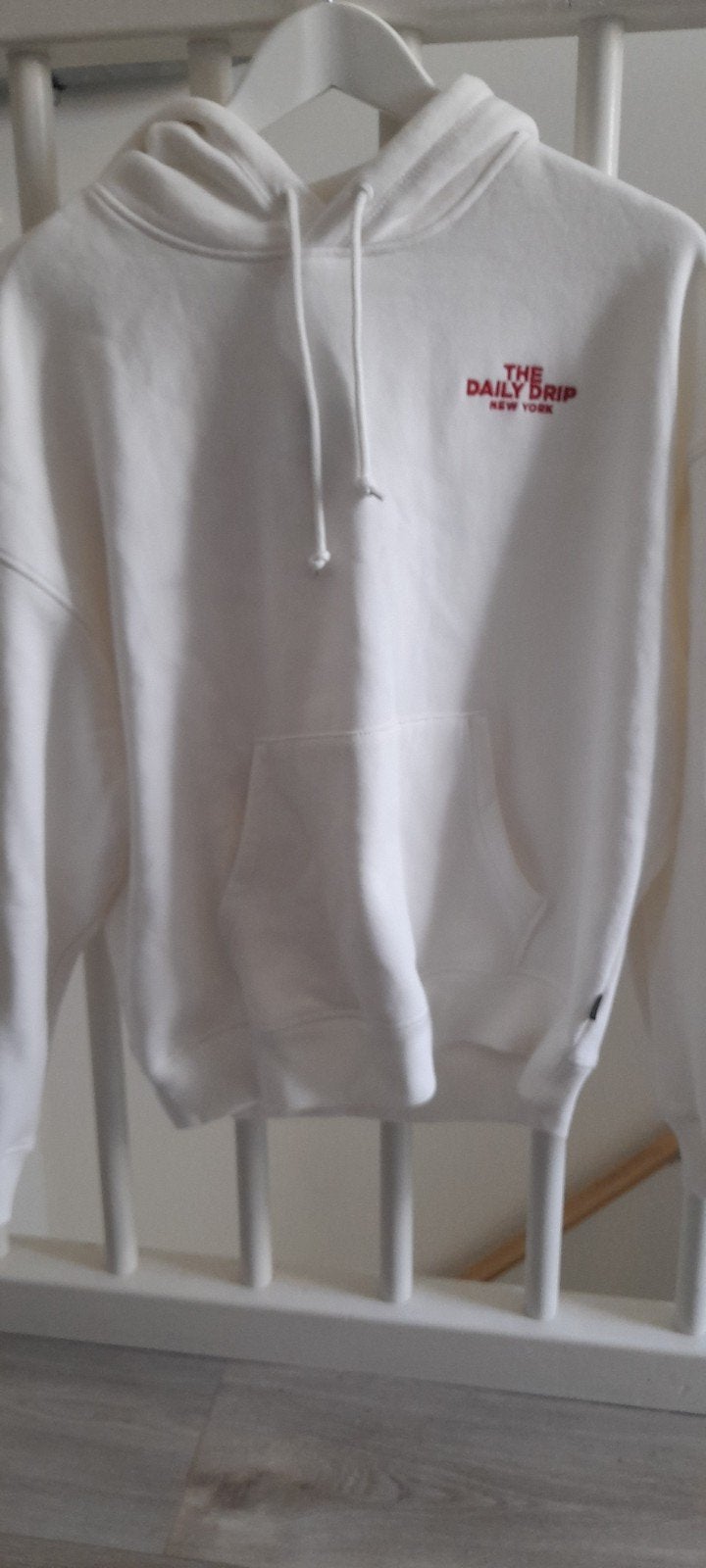 America Today 'The Daily Drip' hoodie - Nieuw met label, Kleding | Dames, Wit, Nieuw, Ophalen of Verzenden, Maat 36 (S)