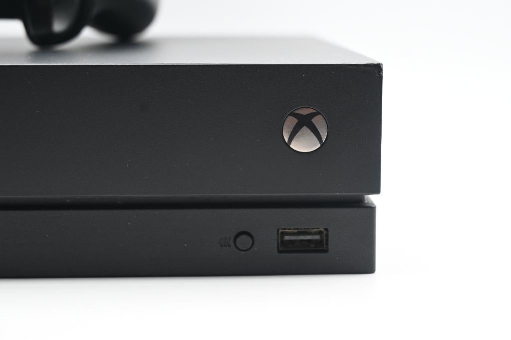 Xbox One X 1TB, Gebruikt, -, Microsoft, -