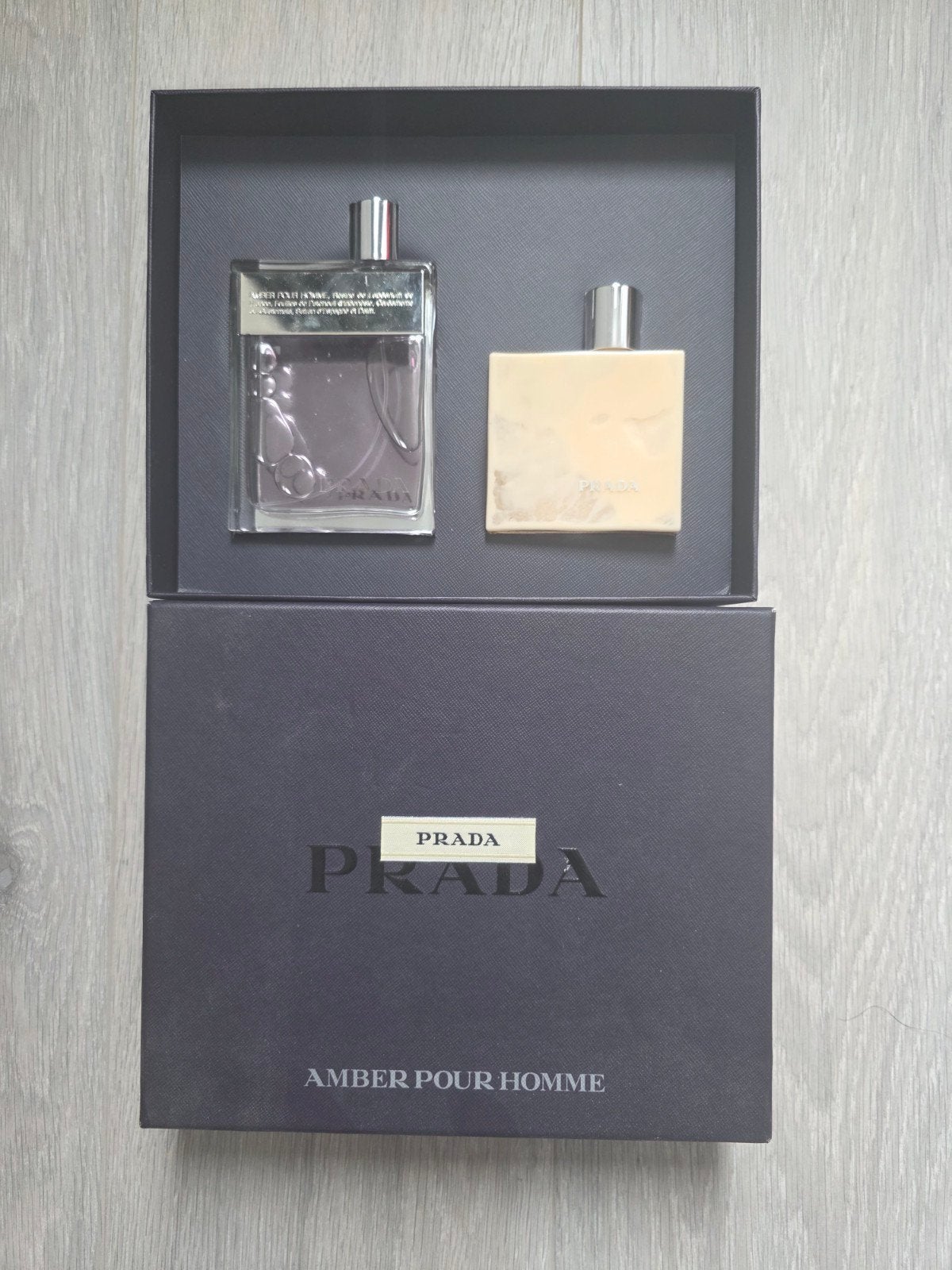 Prada Amber Pour Homme Set - 100ml EDT + Aftershave Eau, Ophalen