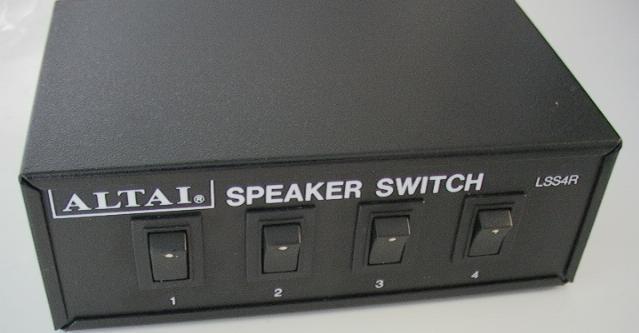4 kanaals speaker schakelaar/selector, Overige merken, Overige typen, Nieuw, Ophalen of Verzenden