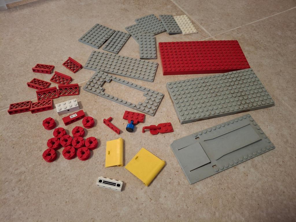 Vintage LEGO trein onderdelen koppelstuk wielen hekjes plaat, Ophalen of Verzenden, Gebruikt, Losse stenen, Lego