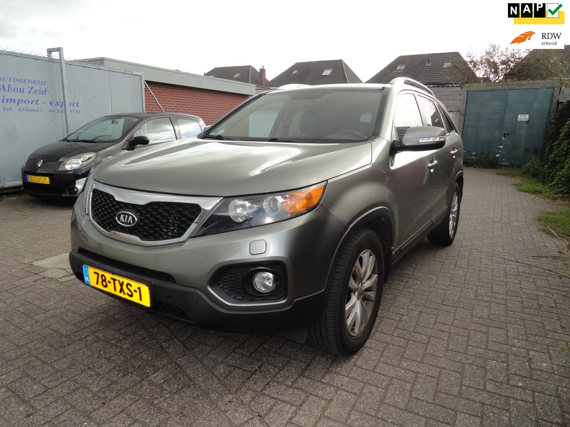 Kia Sorento 2.2 CRDi X-clusive VOL OPTION 1EIGENAAR, Auto's, Voorwielaandrijving, 15 km/l, Gebruikt, Zwart