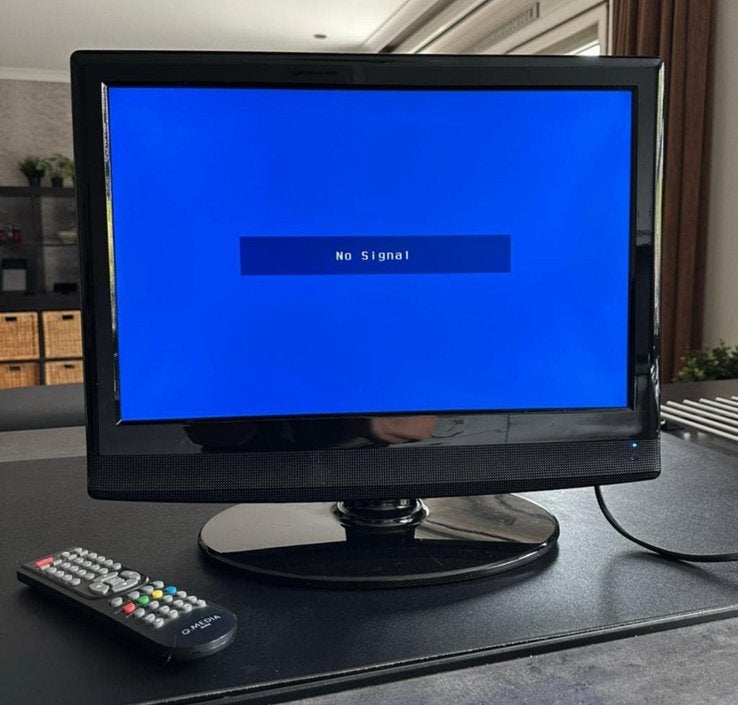 Lcd tv met geintegreerde dvd-speler 19” (48cm), Ophalen, Gebruikt