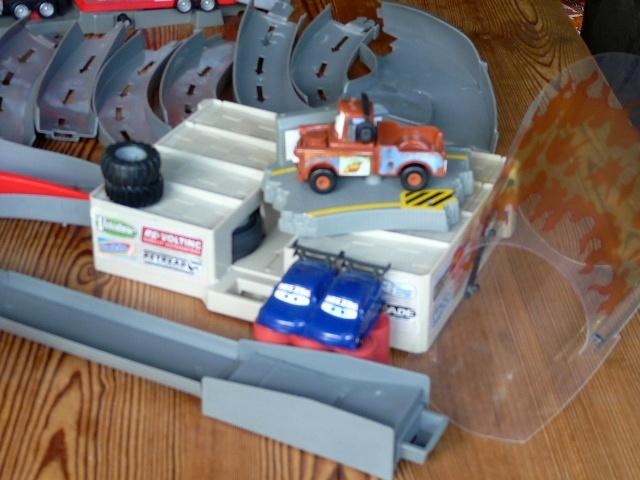 Disney Pixar # Mack Track Challenge compleet met banen etc, Ophalen of Verzenden, Overige figuren, Zo goed als nieuw, Overige typen