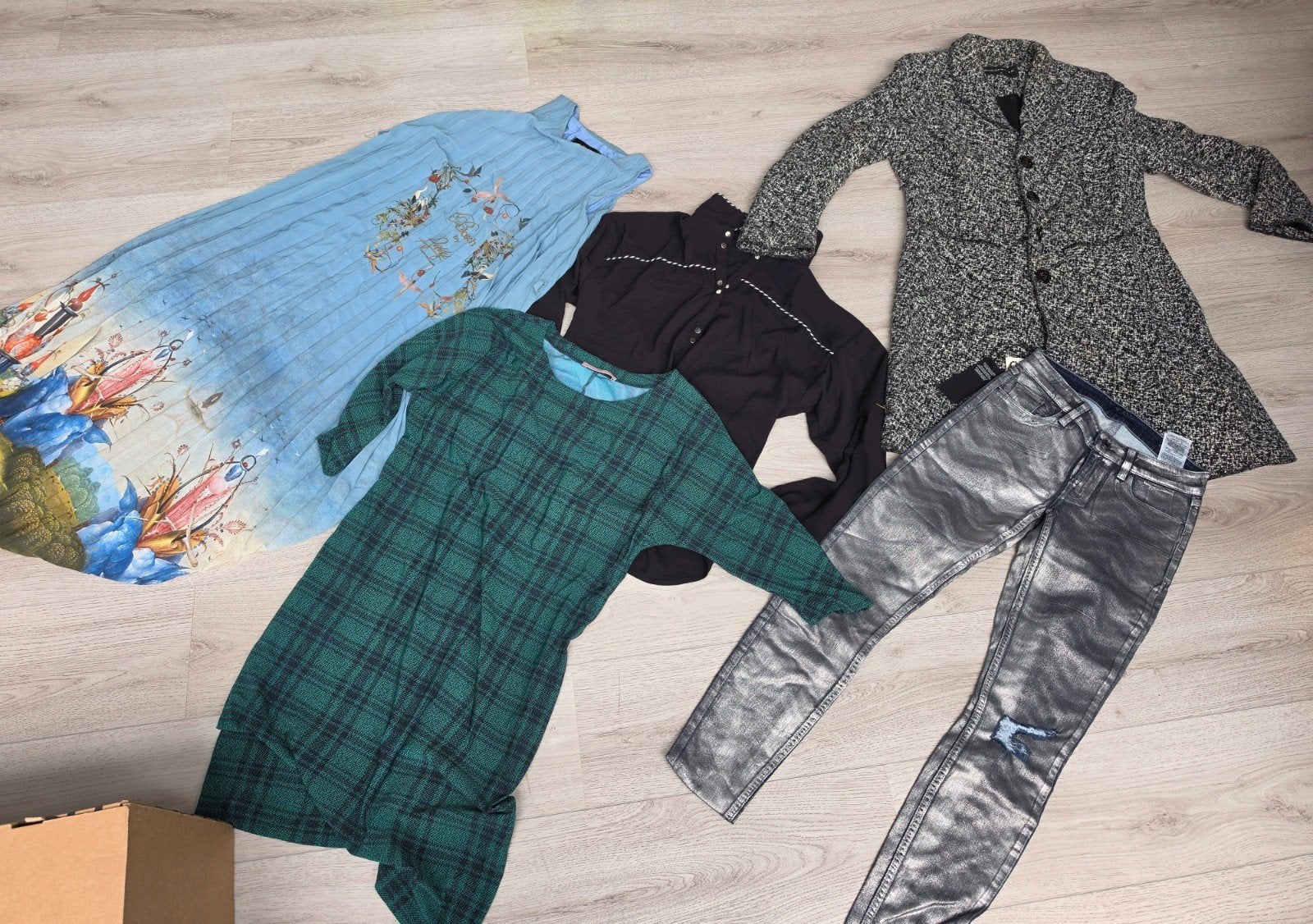 Partij dames merkkleding 100 stuks mt 36 t/m 42, Kleding | Dames, Ophalen of Verzenden, Zo goed als nieuw