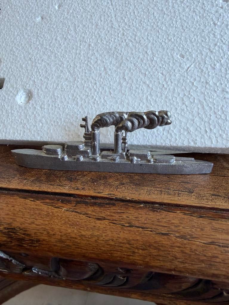 Vintage metalen speelgoedboot met rookpluim, Ophalen of Verzenden, Gebruikt