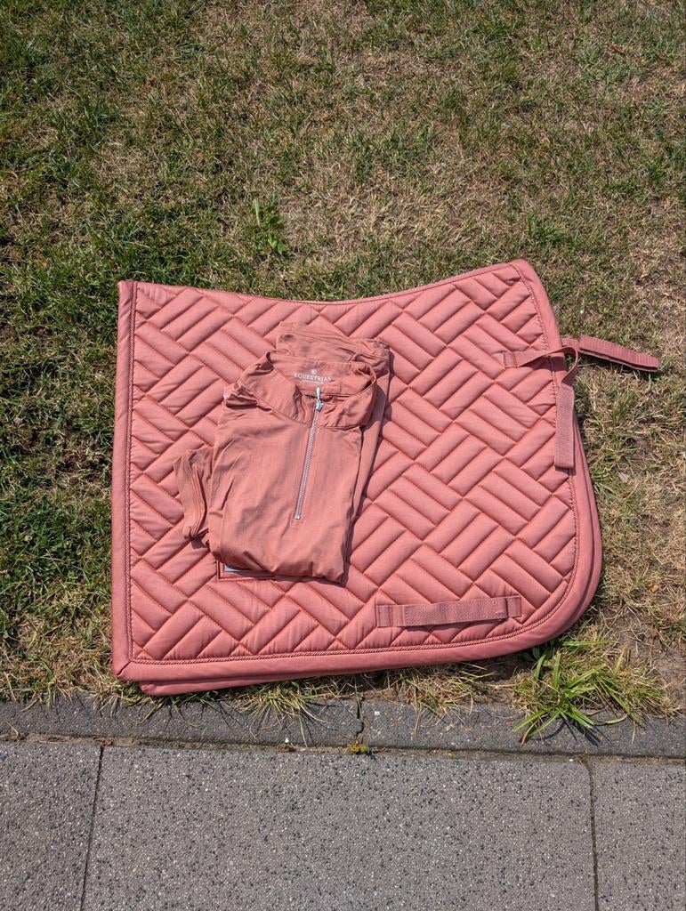 Equestrian Stockholm coral set, Full (L), Dressuurdekje, Equestrian Stockholm, Ophalen of Verzenden