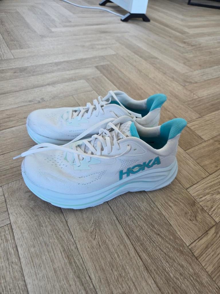 Hoka sportschoenen - Wit/Turquoise - Maat 41 1/3, Sport en Fitness, Overige merken, Gebruikt, Hardloopschoenen, Ophalen of Verzenden