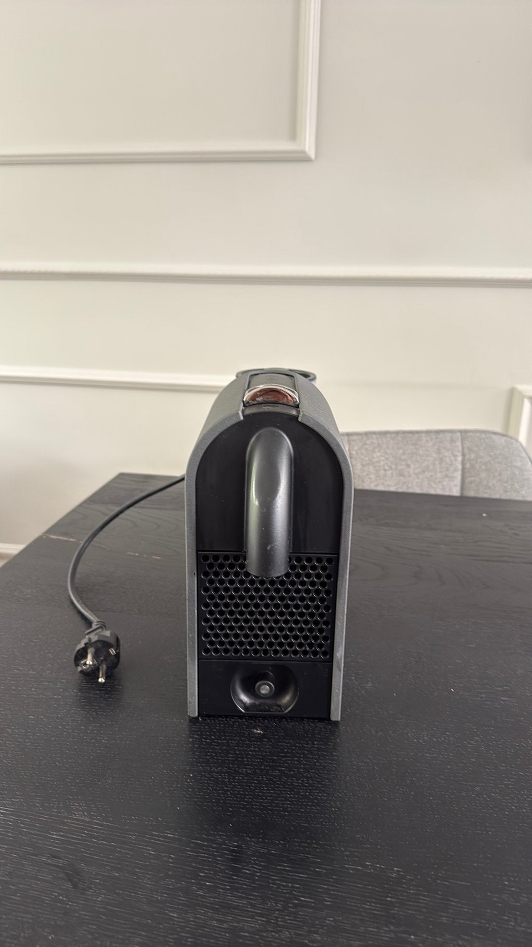 Nespresso machine cups, Gebruikt, 10 kopjes of meer, Koffiemachine, Ophalen of Verzenden