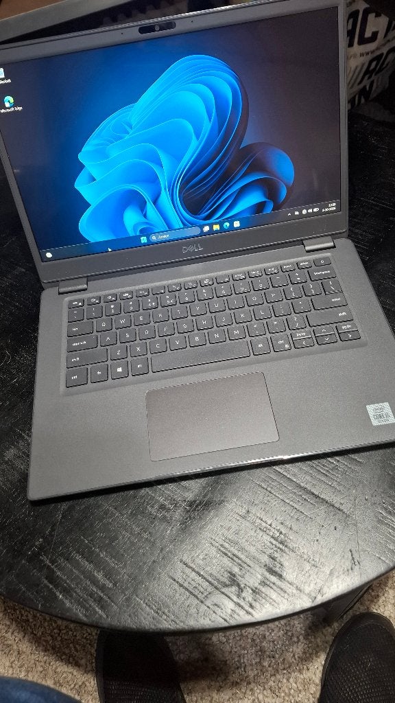 Dell-Latitude 3410, 256 GB, 2 tot 3 Ghz, Qwerty, 8 GB