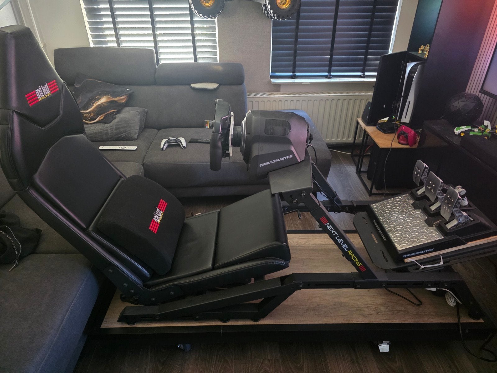 Thrustmaster TGT2 met Loadcell Pedalen, Ophalen, Overige merken, Zo goed als nieuw