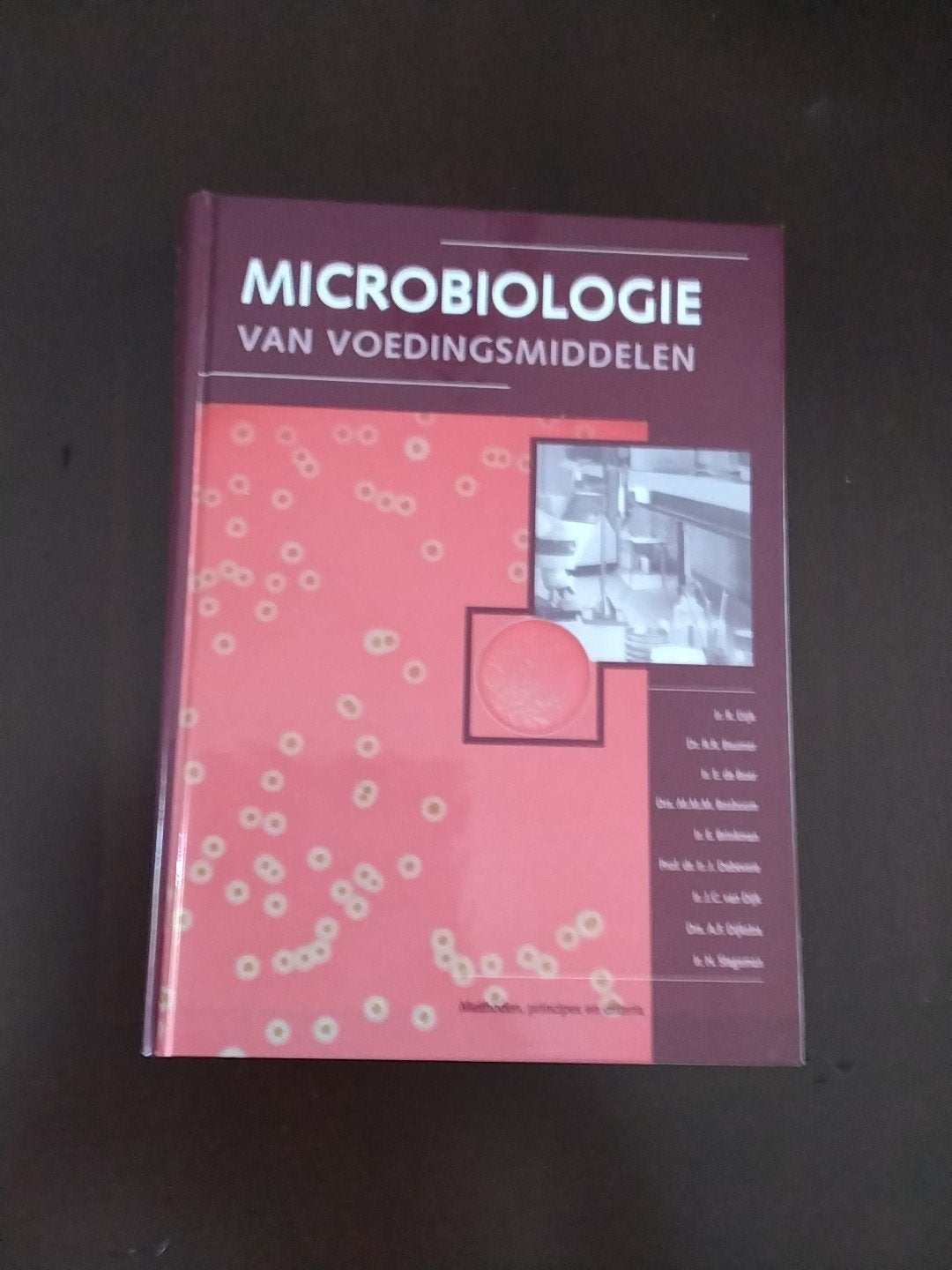 Studieboek Microbiologie van Voedingsmiddelen, Boeken, Diverse auteurs, Zo goed als nieuw, Beta, HBO