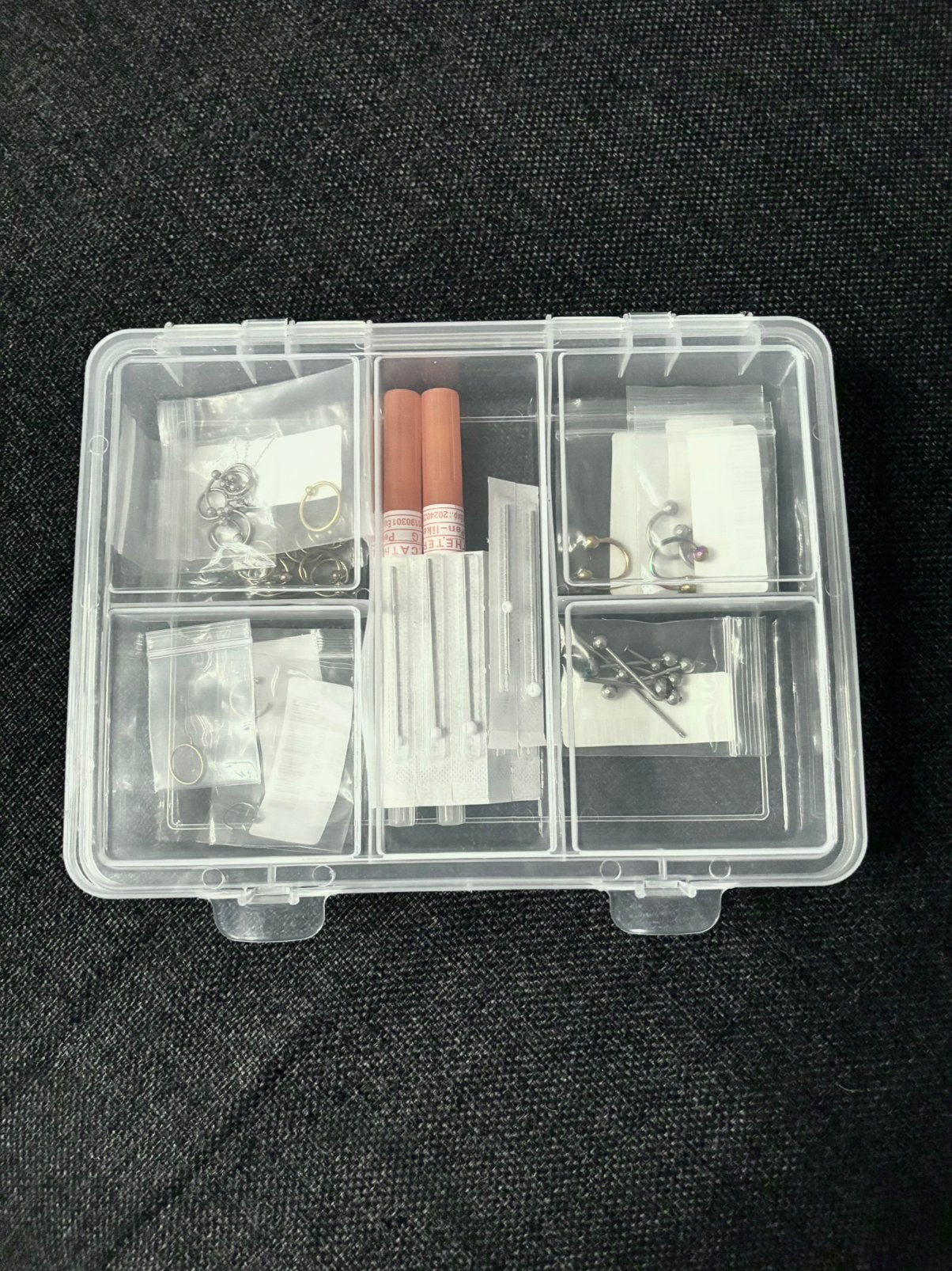 Piercings en piercingnaalden set incl doos - Nieuw, Sieraden, Tassen en Uiterlijk, Piercings, Staal, Overige typen, Nieuw, Ophalen of Verzenden