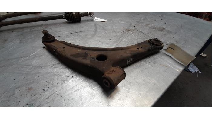 Draagarm rechts-voor van een Citroen C-Crosser, Gebruikt, -, Ophalen of Verzenden, -