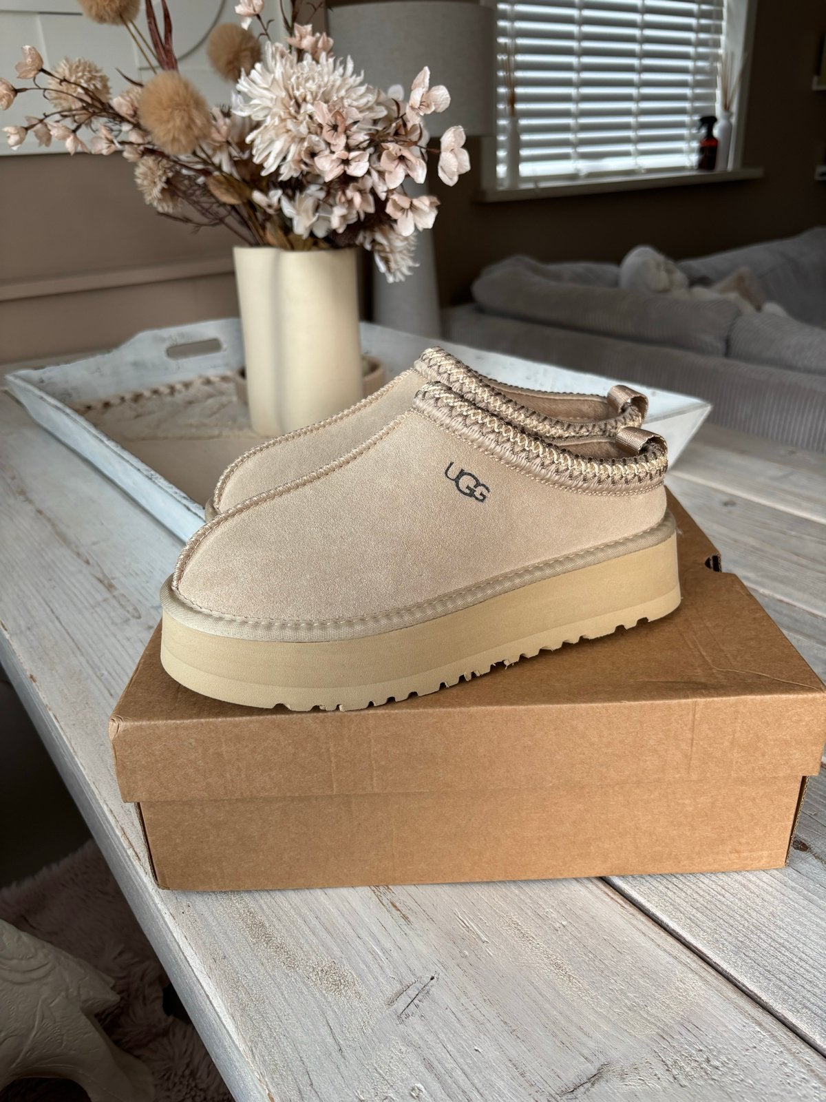 Ugg Tasmans maat 38, Kleding | Dames, Ophalen of Verzenden, Nieuw, Beige, Instappers