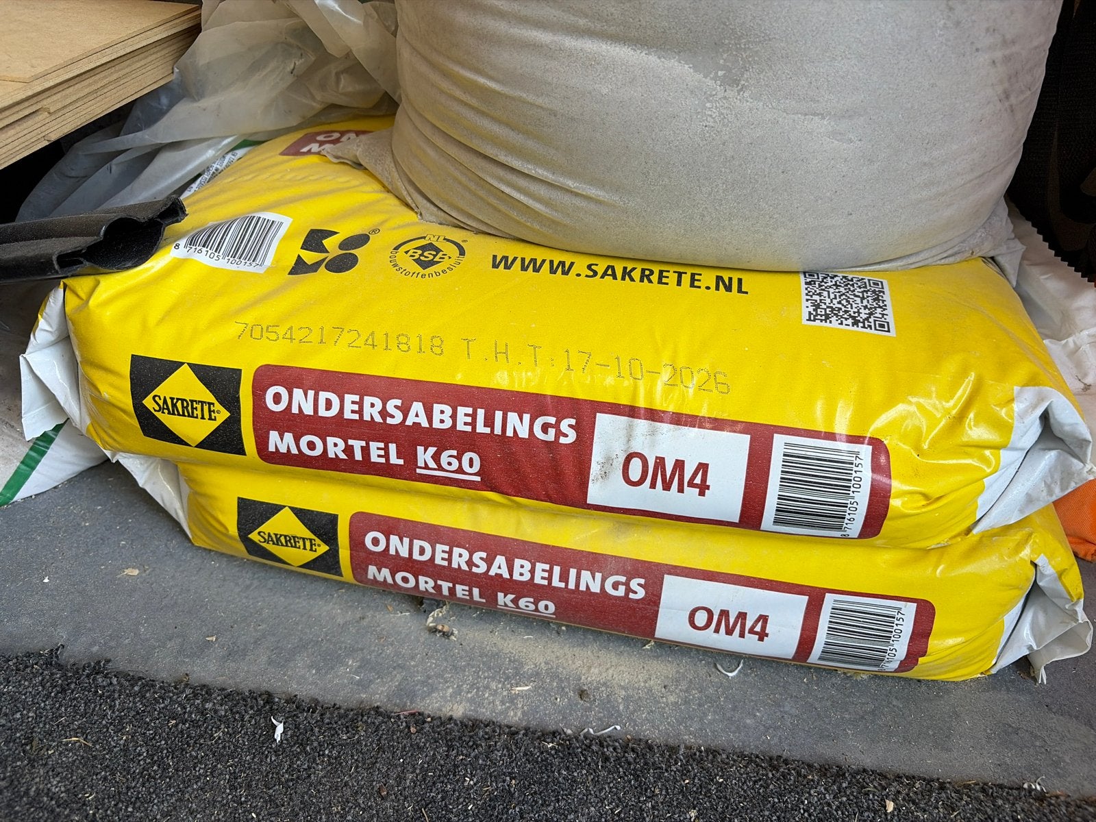 2 zakken Sakrete Ondersabelingsmortel K60 OM4, Ophalen, Nieuw