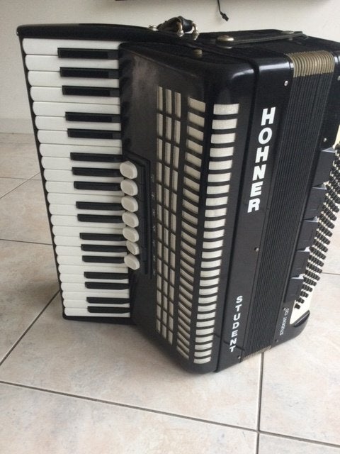 accordeon Hohner student 120, Gebruikt, Met koffer, Toetsaccordeon, 120-bas