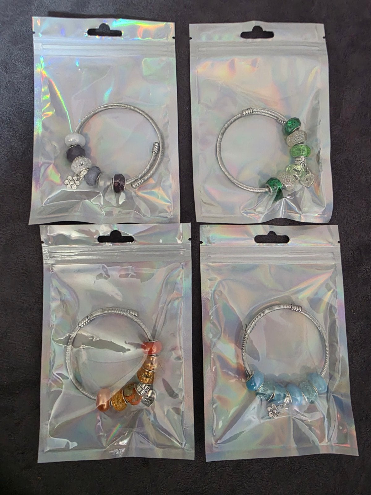 Unieke handgemaakte bedelarmband met liefde gemaakt, Overige merken, Overige materialen, Nieuw, Ophalen of Verzenden