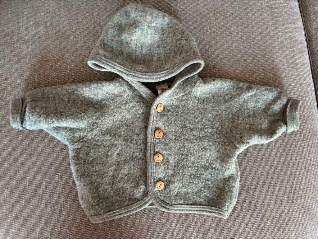 Luxe babyjasje 100% wol/wolfleece – grijs – maat 50/56, Kinderen en Baby's, Ophalen of Verzenden, Zo goed als nieuw, Jasje, Jongetje