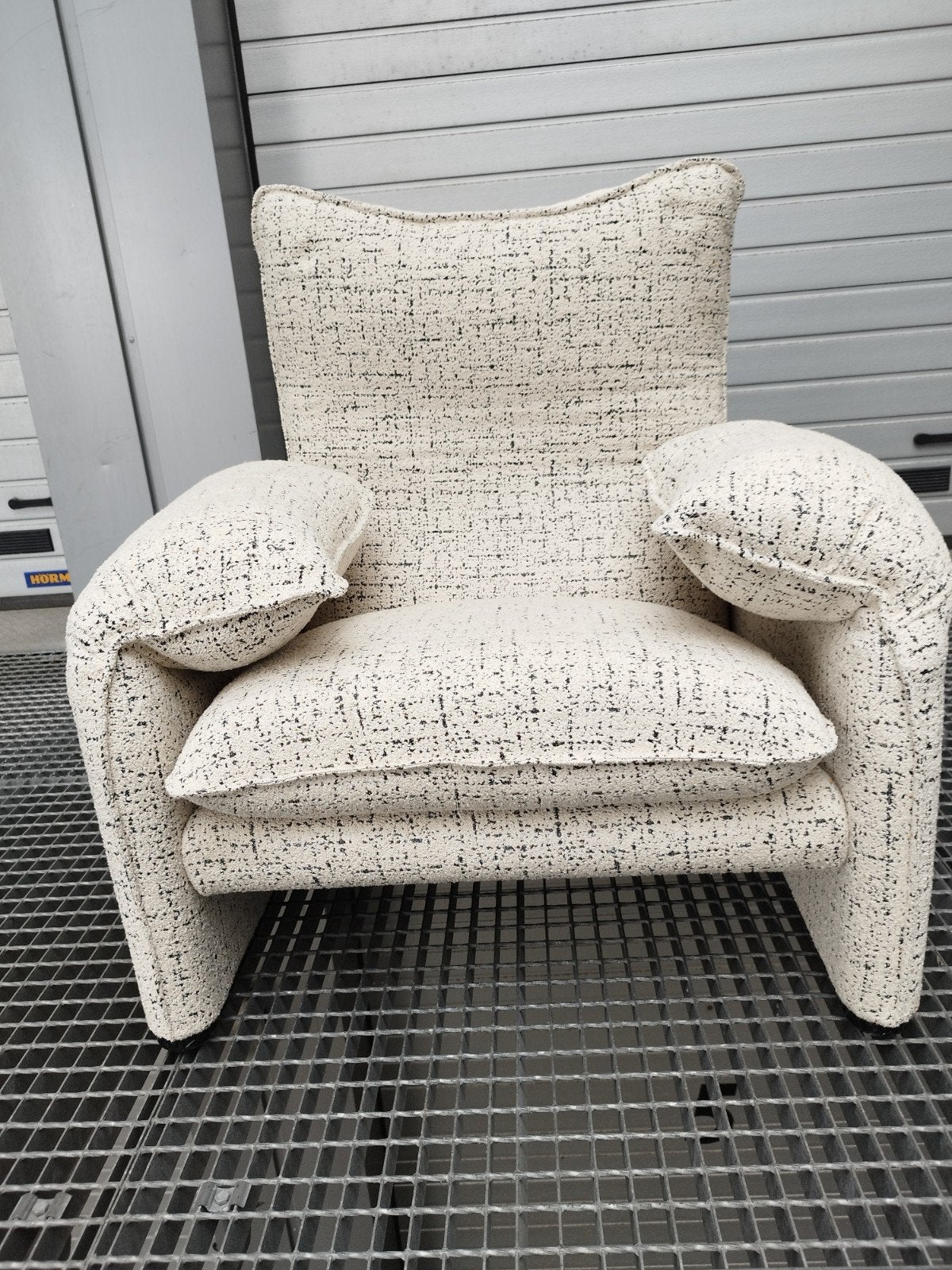 Cassina Maralunga 40 Fauteuil kies uw stof, Modern design, Verzenden, 75 tot 100 cm, Zo goed als nieuw