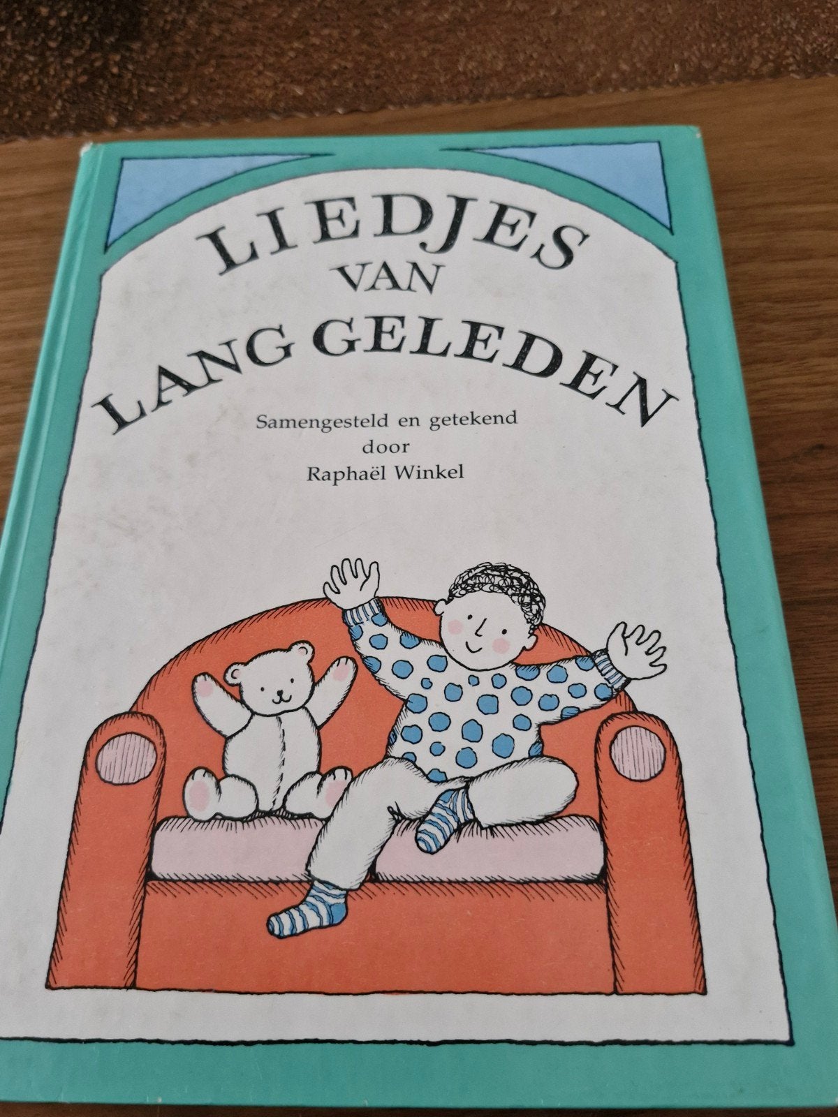Liedjes van Lang Geleden - Raphaël Winkel, Boeken, Ophalen of Verzenden, Gelezen, Raphaël Winkel, 2 tot 3 jaar