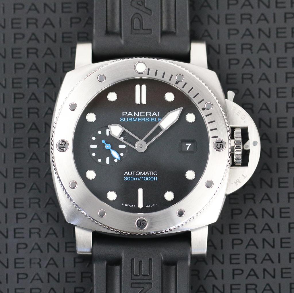 Panerai Submersible QuarantaQuattro 44 (Zeer goed/ 2022), Overige merken, Staal, Polshorloge, Kunststof