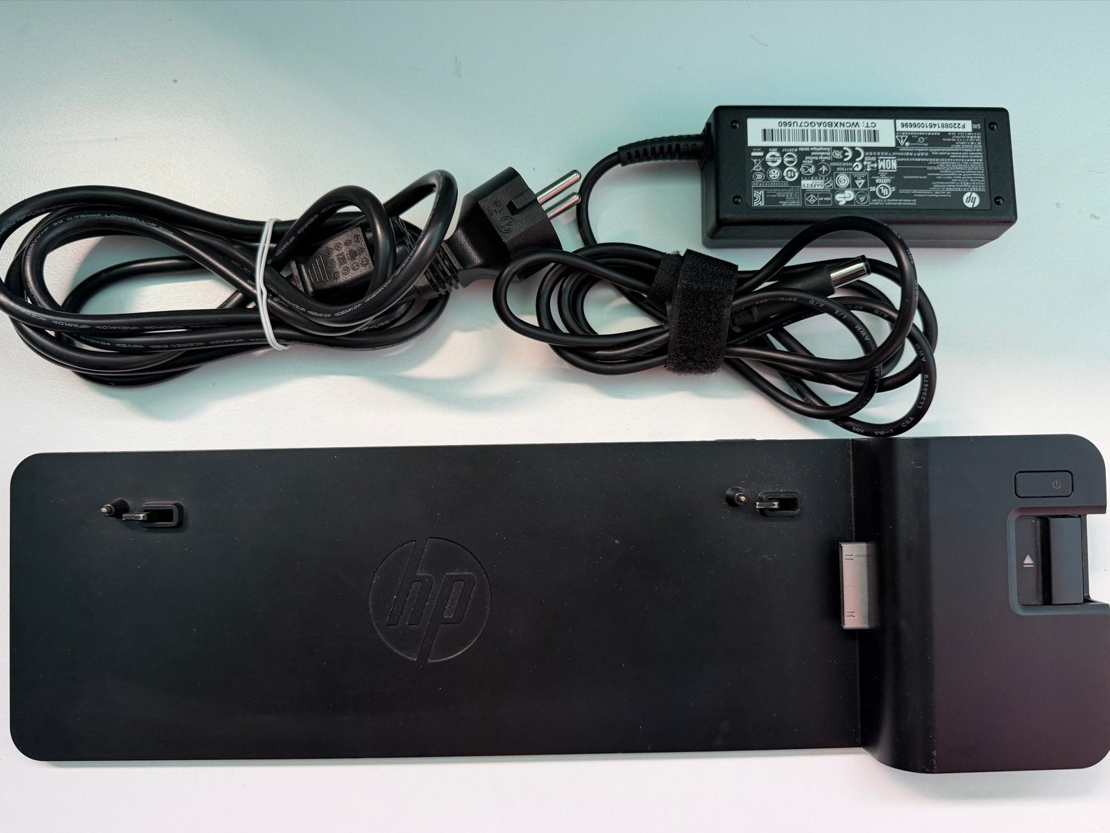 HP 2013 UltraSlim Docking Station D9Y19AV#ABB, Ophalen, Gebruikt, Docking station, Laptop