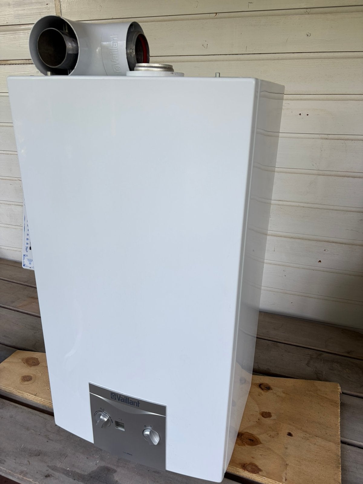 Nette Vaillant turboMAG b-e 17/2 propaangeiser, Ophalen, Geiser, Minder dan 20 liter, Propaan of Butaan
