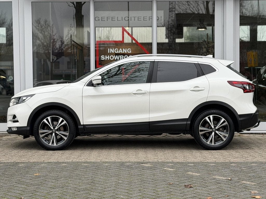 Nissan Qashqai 1.2 DIG-T 115pk N-Connecta | Trekhaak | Navig, Stof, Gebruikt, 4 cilinders, 116 pk