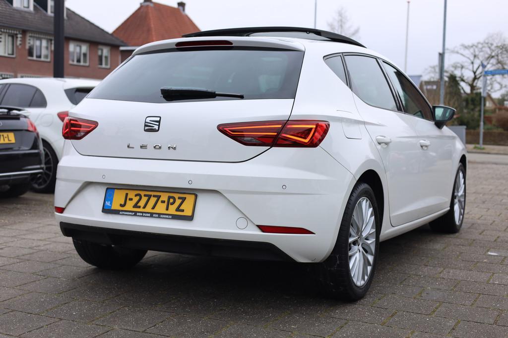 SEAT Leon 1.5 TSI NAVI | CARPLAY | ACC | PANO | BEATS AUDIO, Voorwielaandrijving, Stof, 4 cilinders, Leon